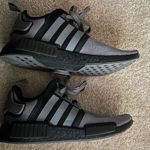 Adidas Originals Men's NMD_R1 Shoes Black and Gray Sneakers